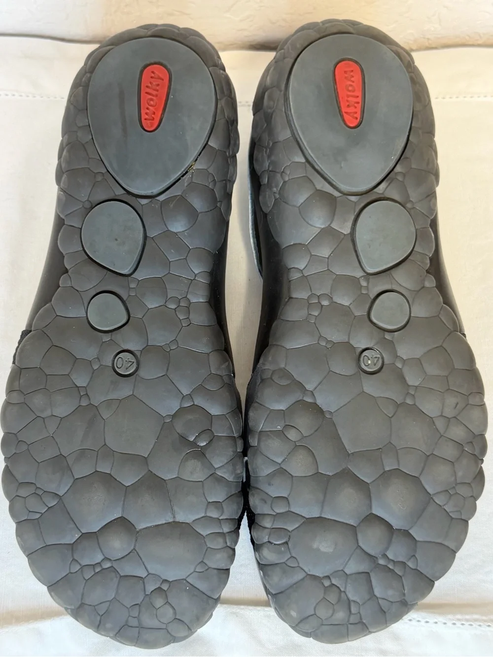 Wolky Women's Gray Black Jewell Criss-Cross Velcro Strap Sandals